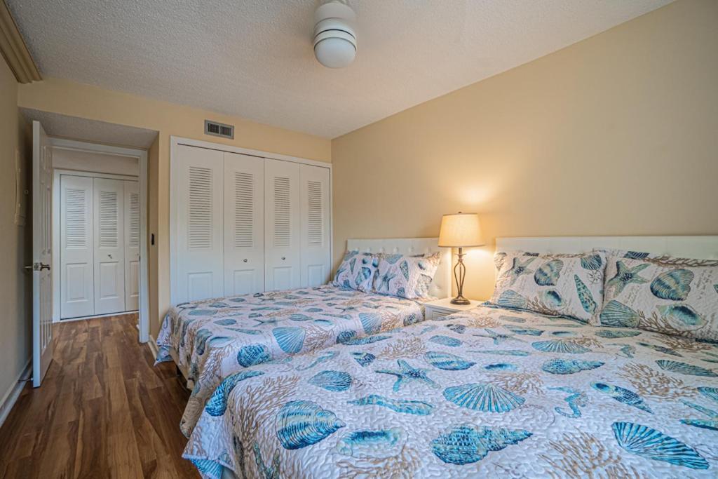 1686 Bluff Villas Renovated Sleeps 8 Walk To Salty Dog Sea Pines Hilton Head Island Exterior photo
