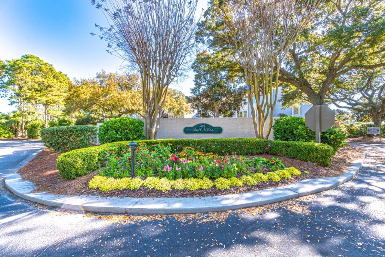 1686 Bluff Villas Renovated Sleeps 8 Walk To Salty Dog Sea Pines Hilton Head Island Exterior photo