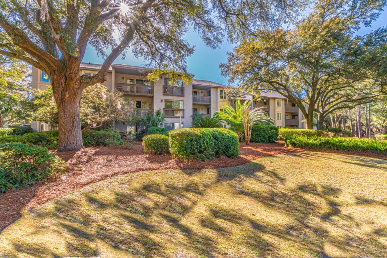 1686 Bluff Villas Renovated Sleeps 8 Walk To Salty Dog Sea Pines Hilton Head Island Exterior photo