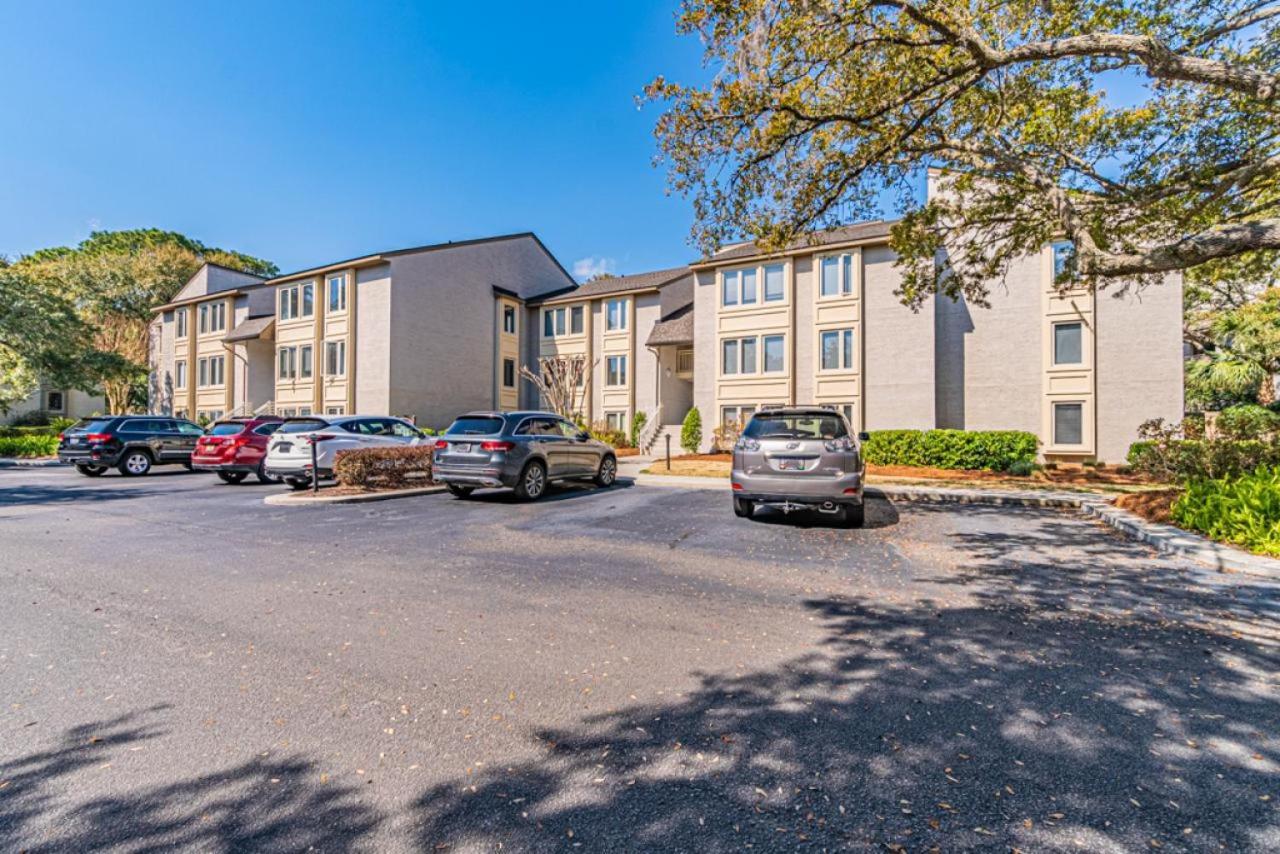 1686 Bluff Villas Renovated Sleeps 8 Walk To Salty Dog Sea Pines Hilton Head Island Exterior photo