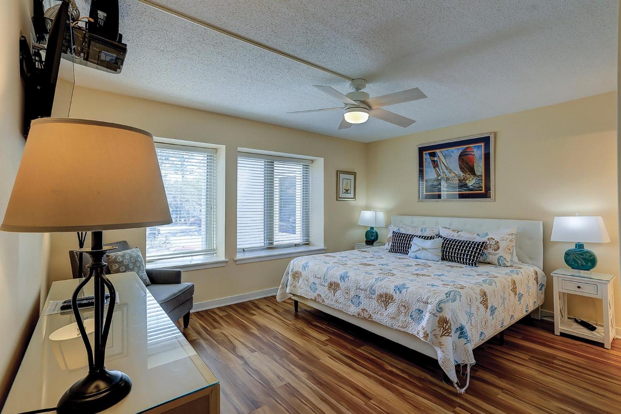 1686 Bluff Villas Renovated Sleeps 8 Walk To Salty Dog Sea Pines Hilton Head Island Exterior photo