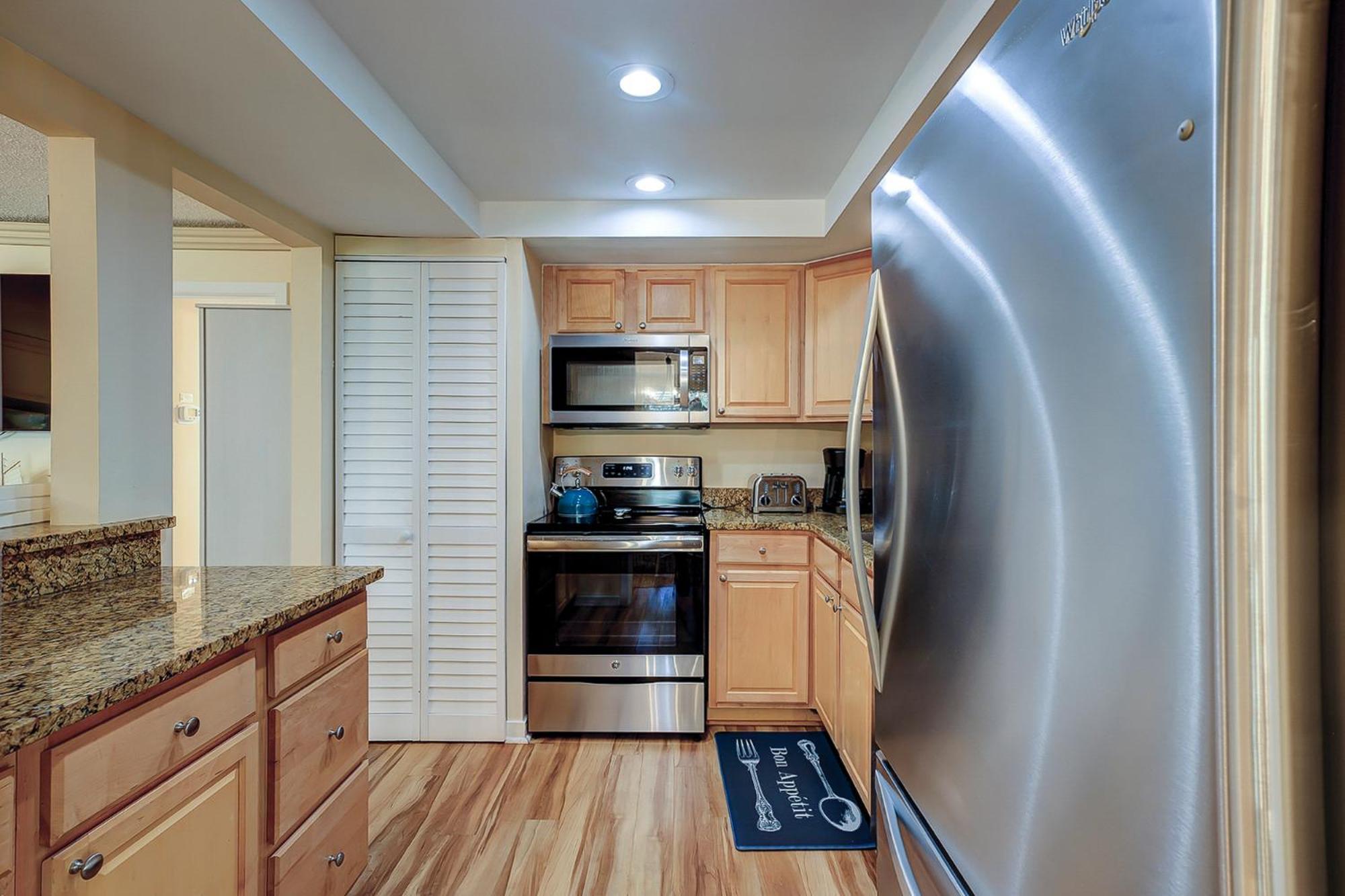1686 Bluff Villas Renovated Sleeps 8 Walk To Salty Dog Sea Pines Hilton Head Island Exterior photo