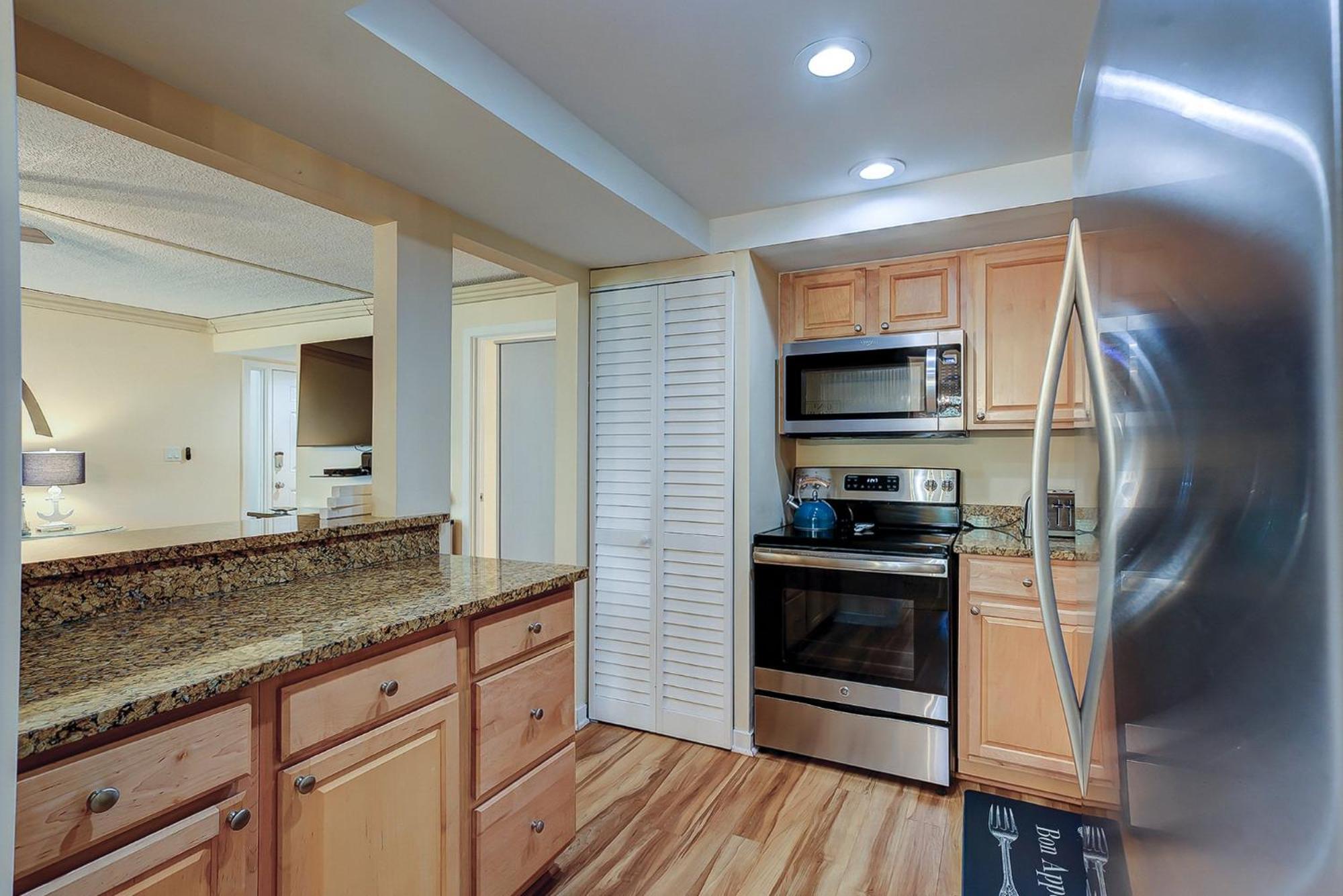 1686 Bluff Villas Renovated Sleeps 8 Walk To Salty Dog Sea Pines Hilton Head Island Exterior photo